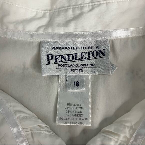 Pendleton Petites Button Down Ruffle White Long Sleeve Shirt Women’s Size 18 - Picture 4 of 8